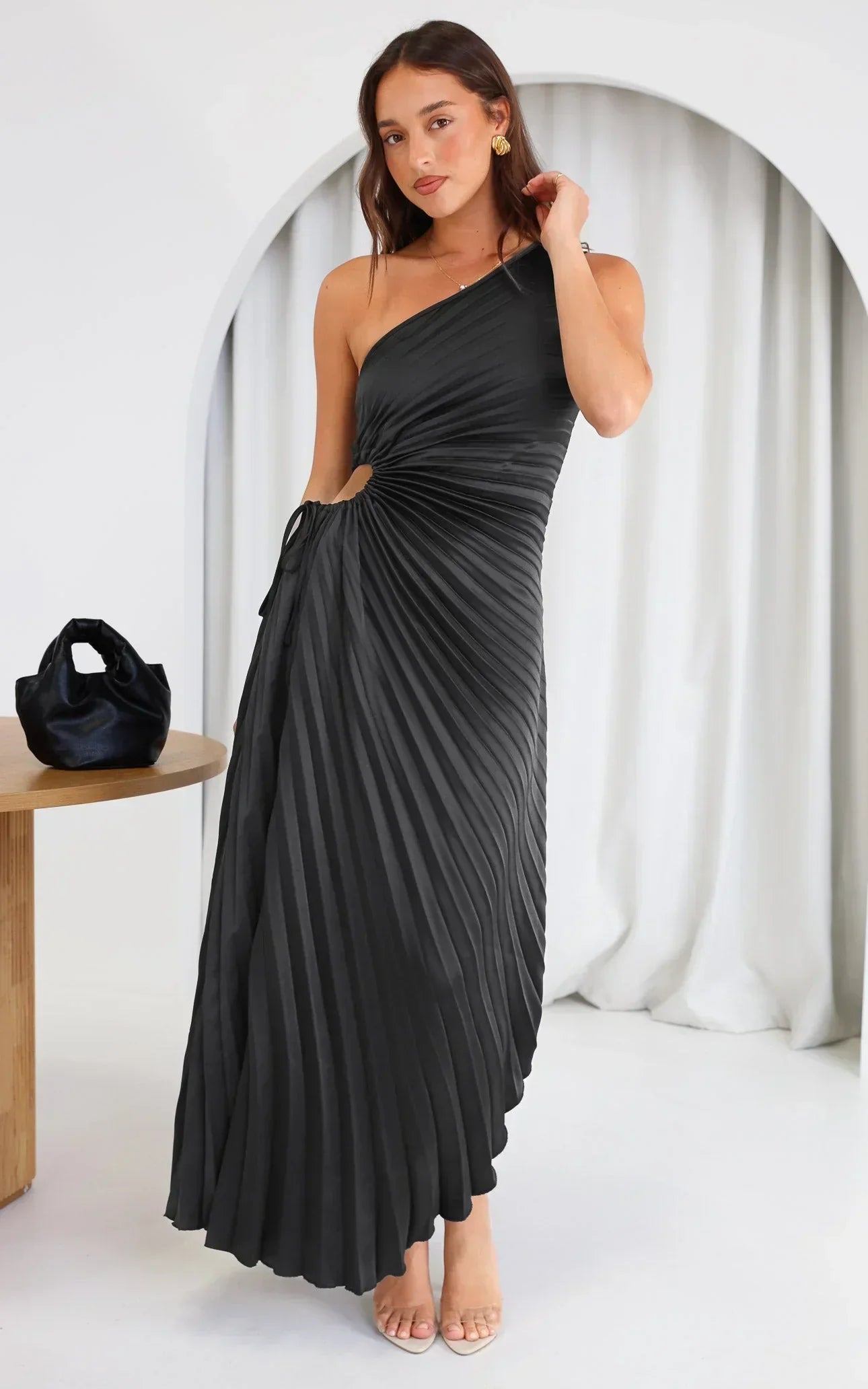 Sylviana - Ein-Schulter Plissiertes Midi-Kleid