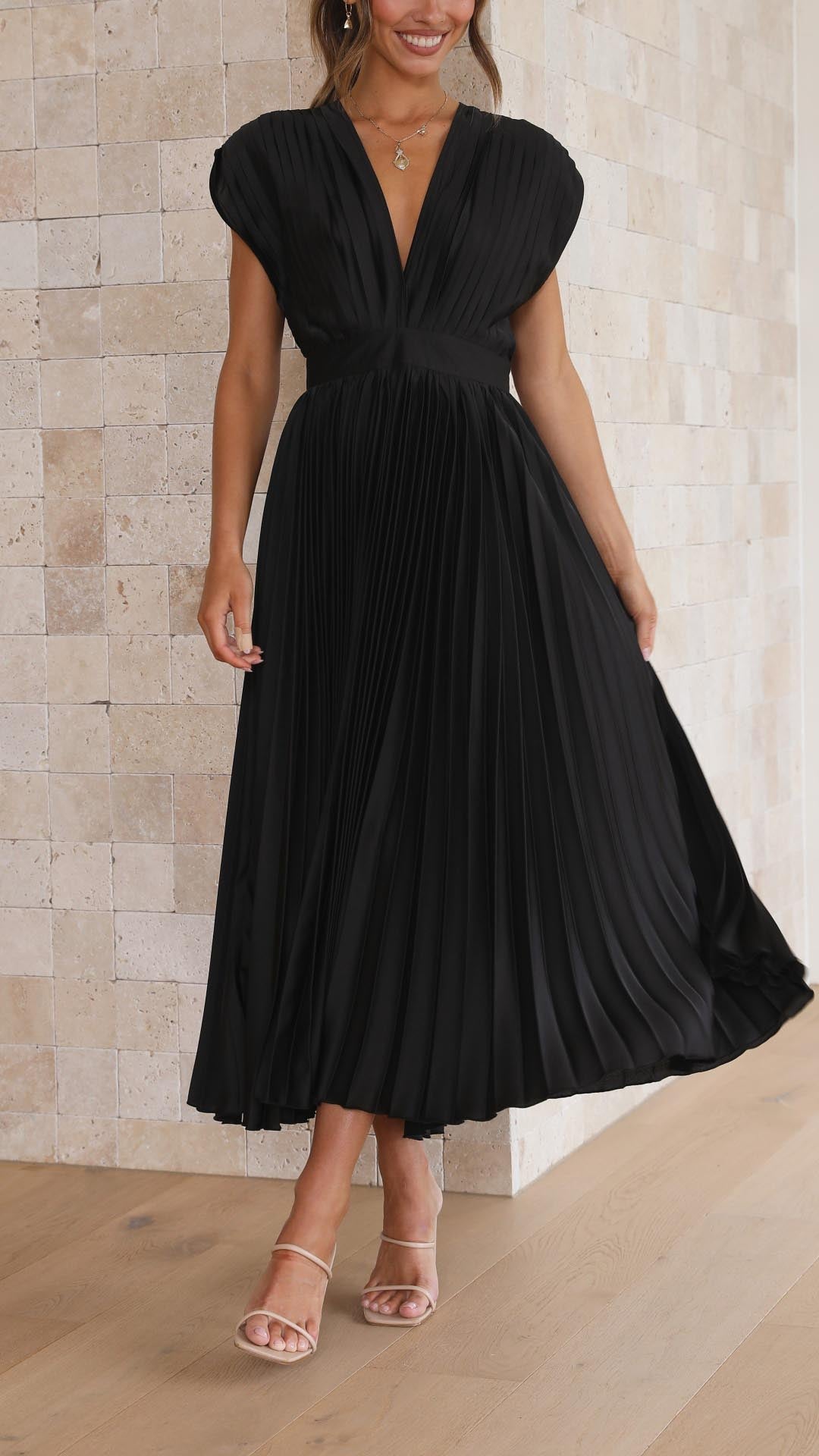 Alexis - Elegantes Faltenkleid