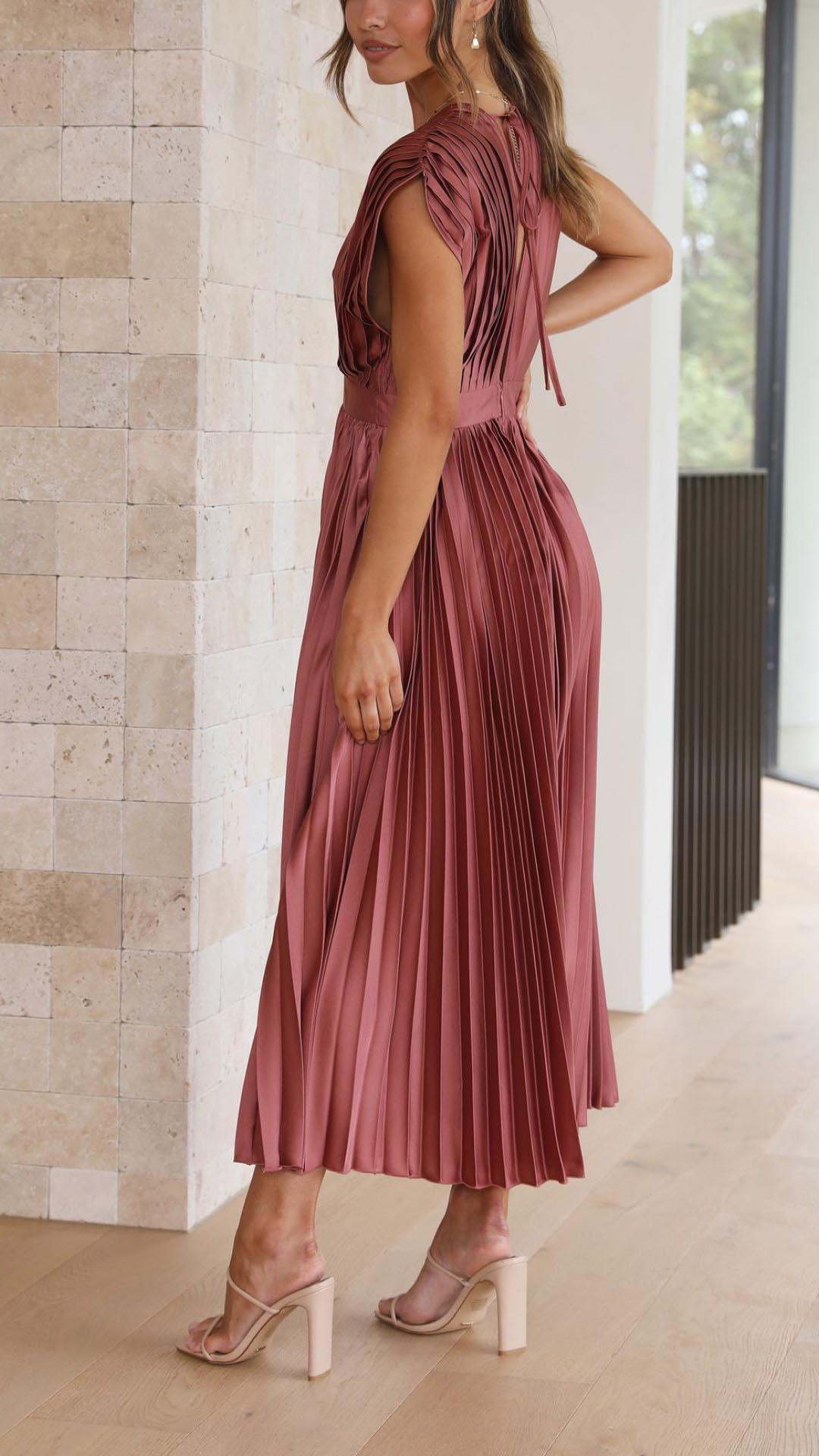 Alexis - Elegantes Faltenkleid